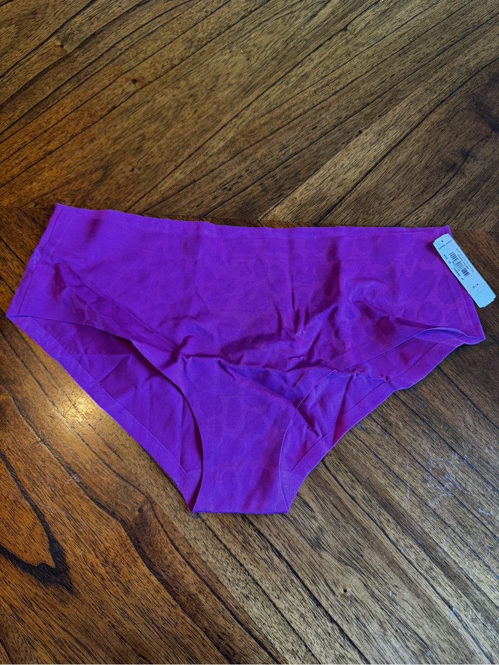 NWT VS No-show sexy hip hugger panty